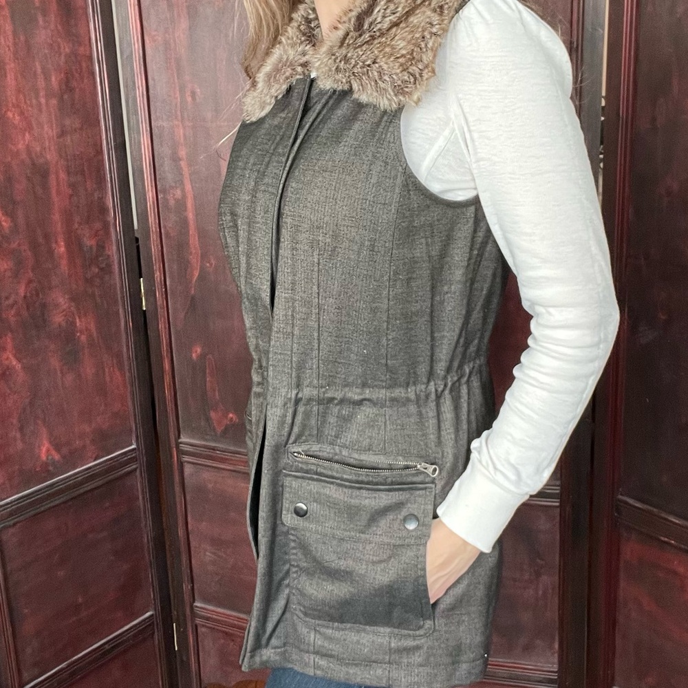 J Jill Utility Tweed vest faux fur adjustable brown size s - Picture 9 of 13